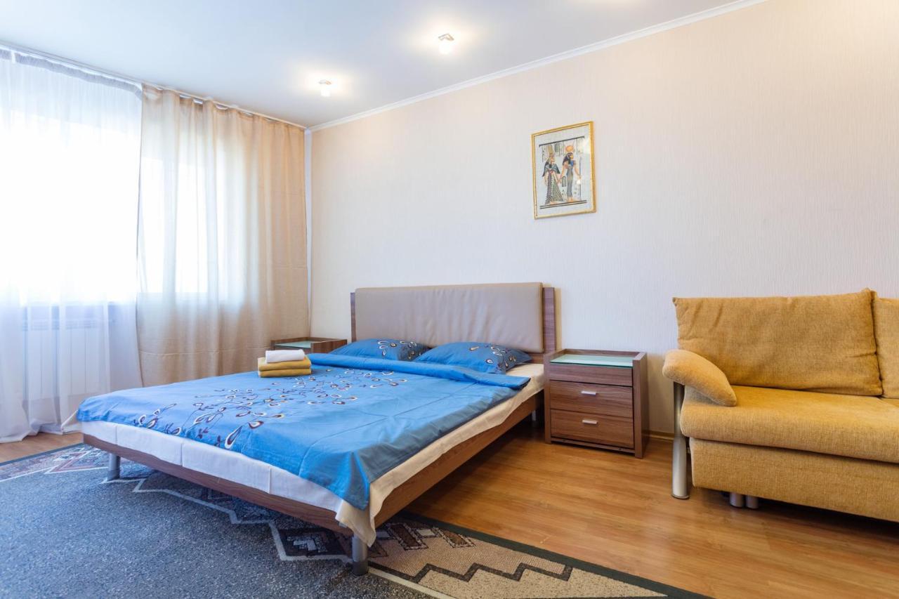Apartments On Darnitsa Kiev Ruang foto